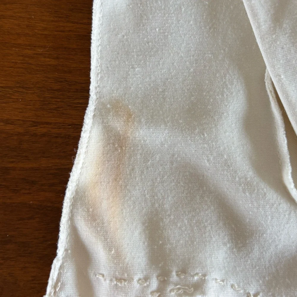 Elegant Vintage‎ White Gloves with Button Detail